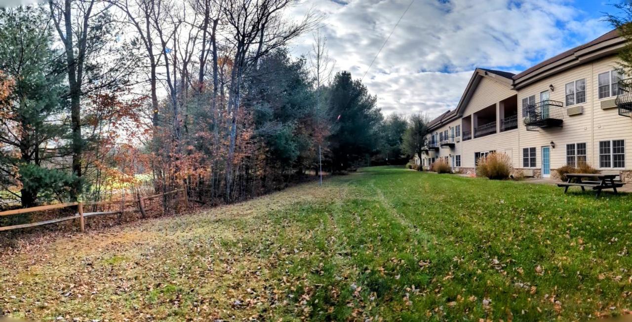 The Willowbrook Golf Hotel At Split Rock Lake Harmony Exterior photo